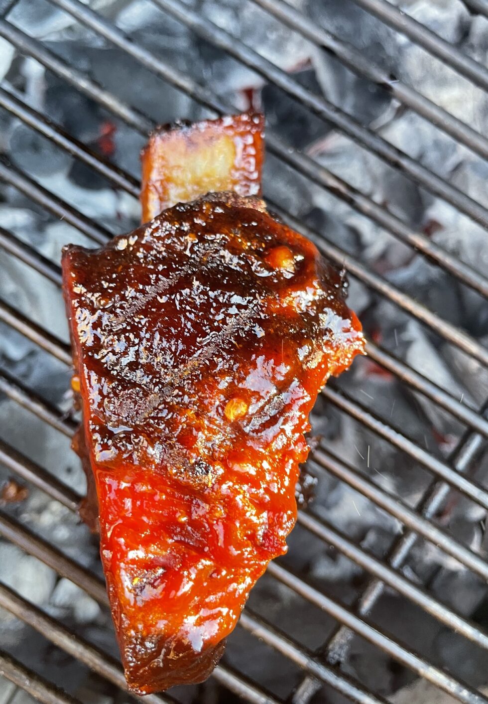 Recept Short Ribs, slow cooked Kamado Hesseling Vlees
