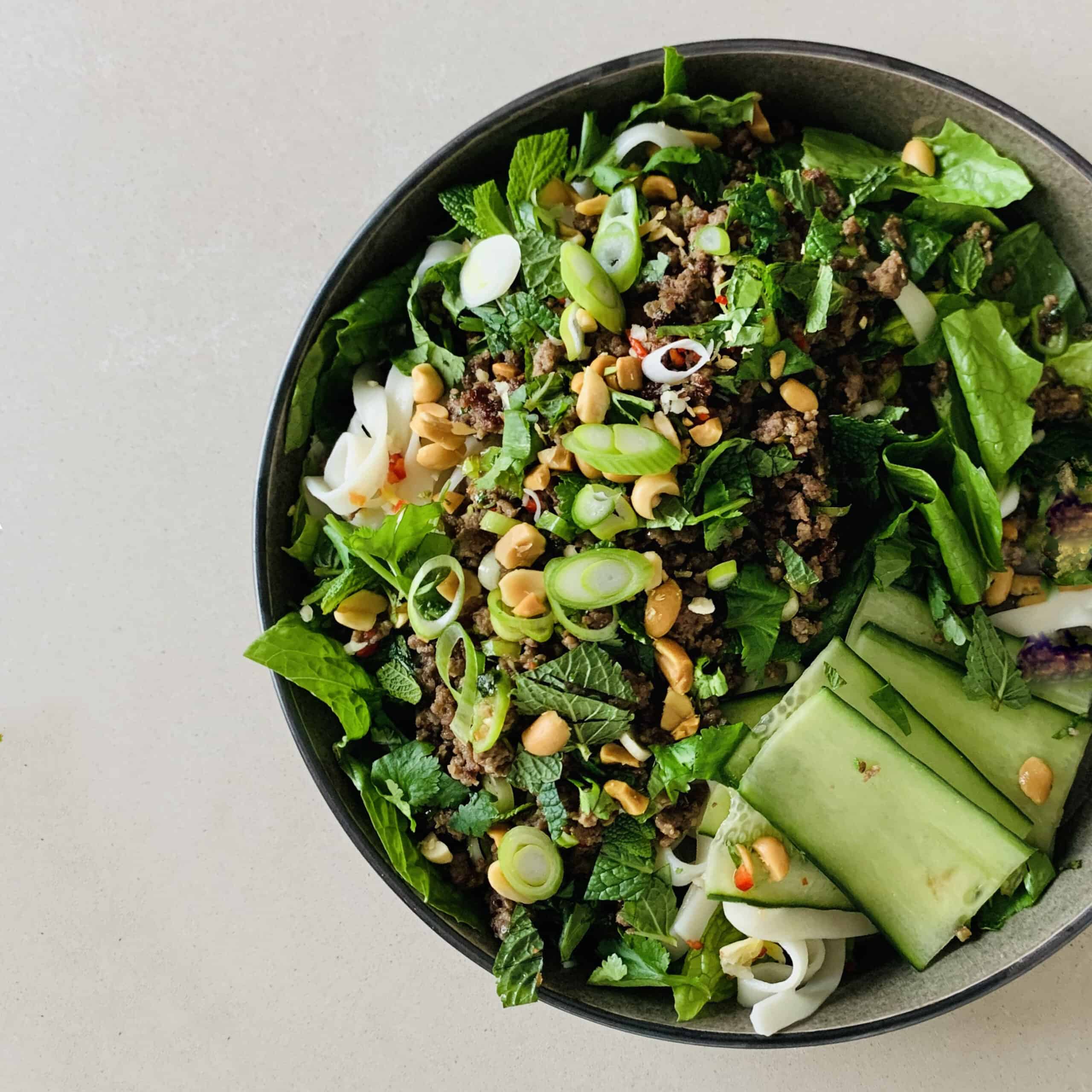 Vietnamese salade met gehakt